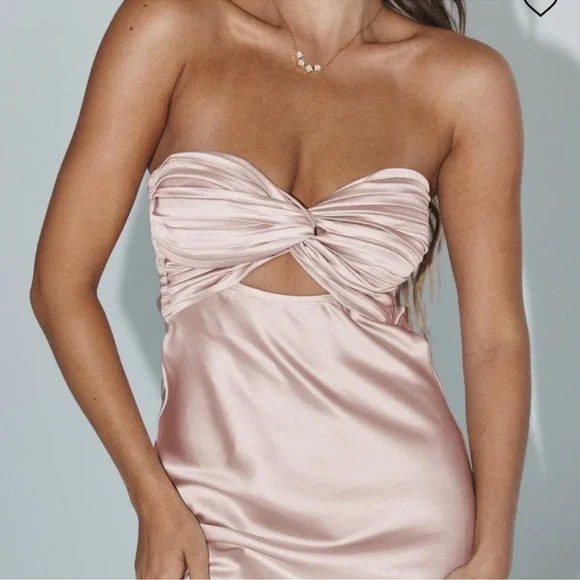 Princess Polly Shellie Strapless Back Cut Out Mini Satin Pink Dress Size 12 NWT - Picture 3 of 10